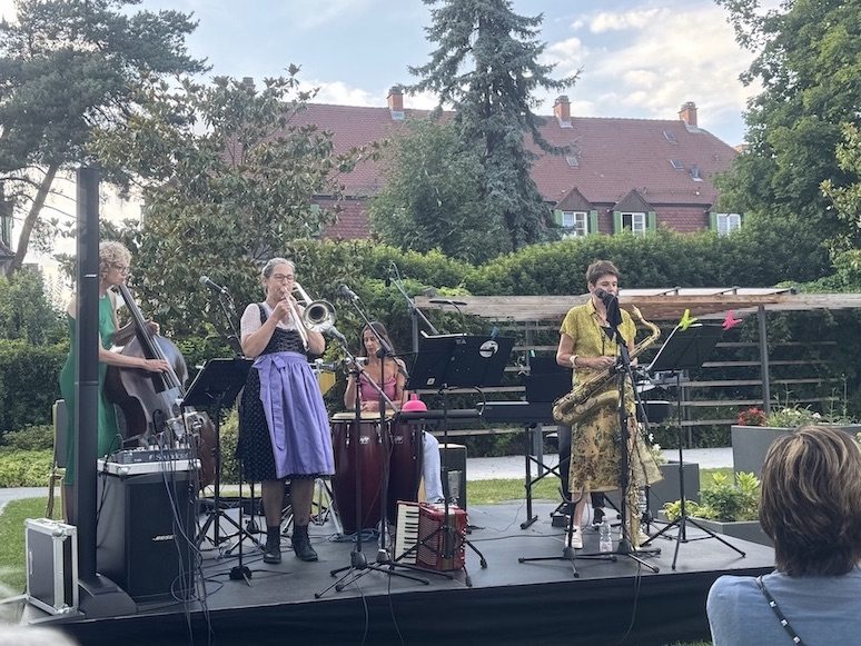 10. Juli 2025 | Flanieren – Kabarettistisches Konzert mit der Frauenband Mafalda